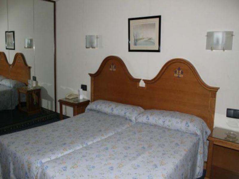 Hotel Ebora By Vivere Stays Talavera de la Reina Ngoại thất bức ảnh